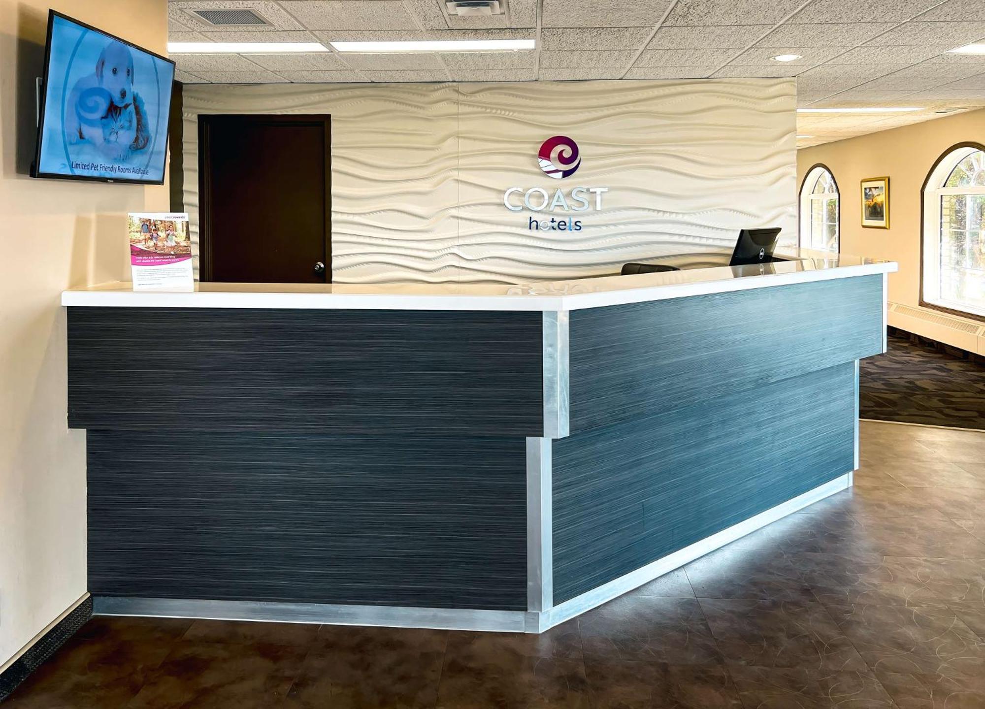 Coast Swift Current Hotel Buitenkant foto